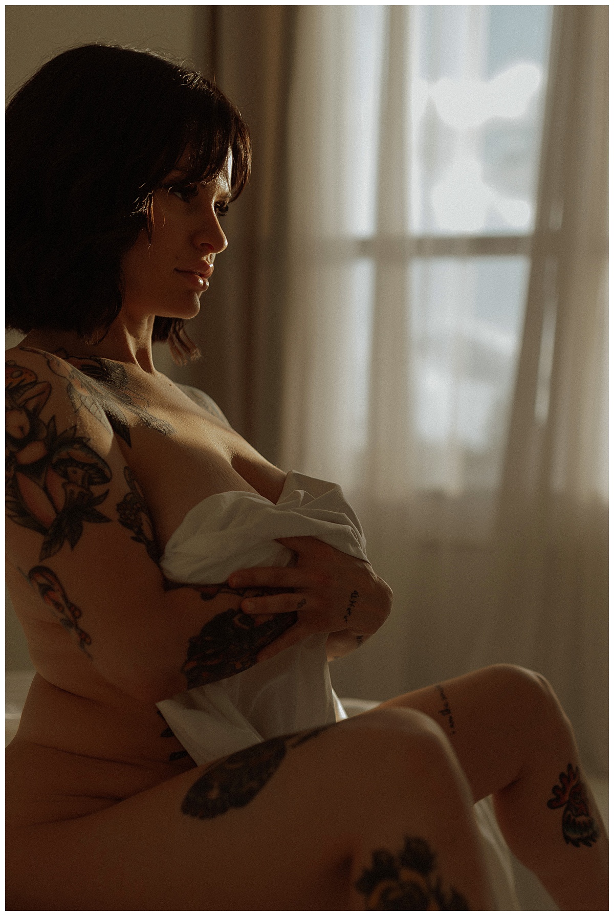 https://marycastillophotography.com/wp-content/uploads/sites/17718/2024/07/Minneapolis-boudoir-photographer-brittany_0019.jpg