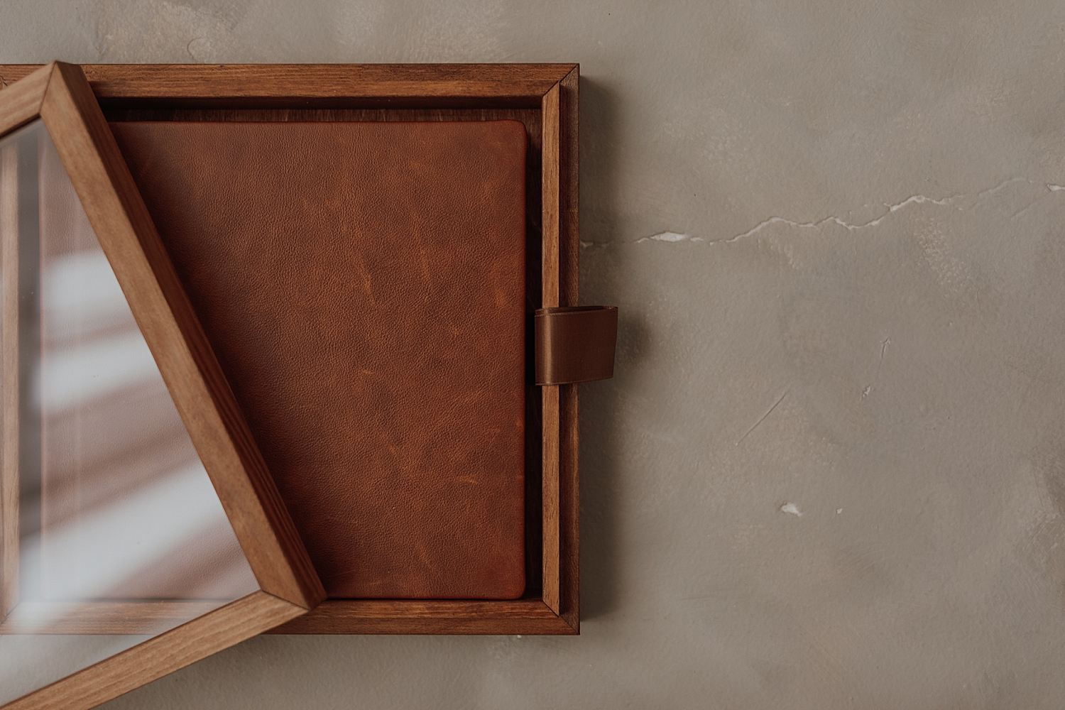 leather album in a box for Mary Castillo Photography